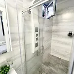 Bliss 2 * 布加勒斯特