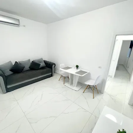 Apartament Bliss 2 *